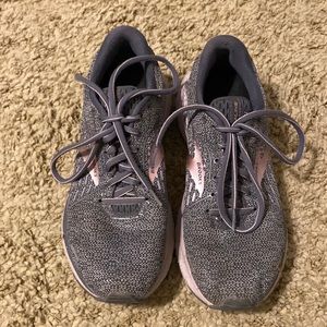 Womens Brooks Adrenaline GTS 21 size 8.5